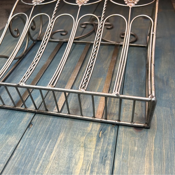 Vintage MCM Magazine Rack - Picture 4 of 15